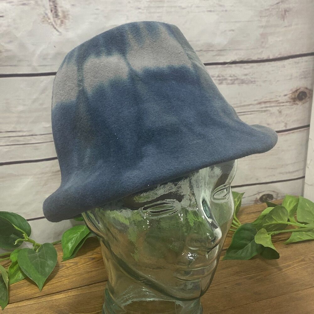 Rafi De Luca Wearable Art To Wear Made in Italy Lapin Fur Hat Blue Gray Tie Dye